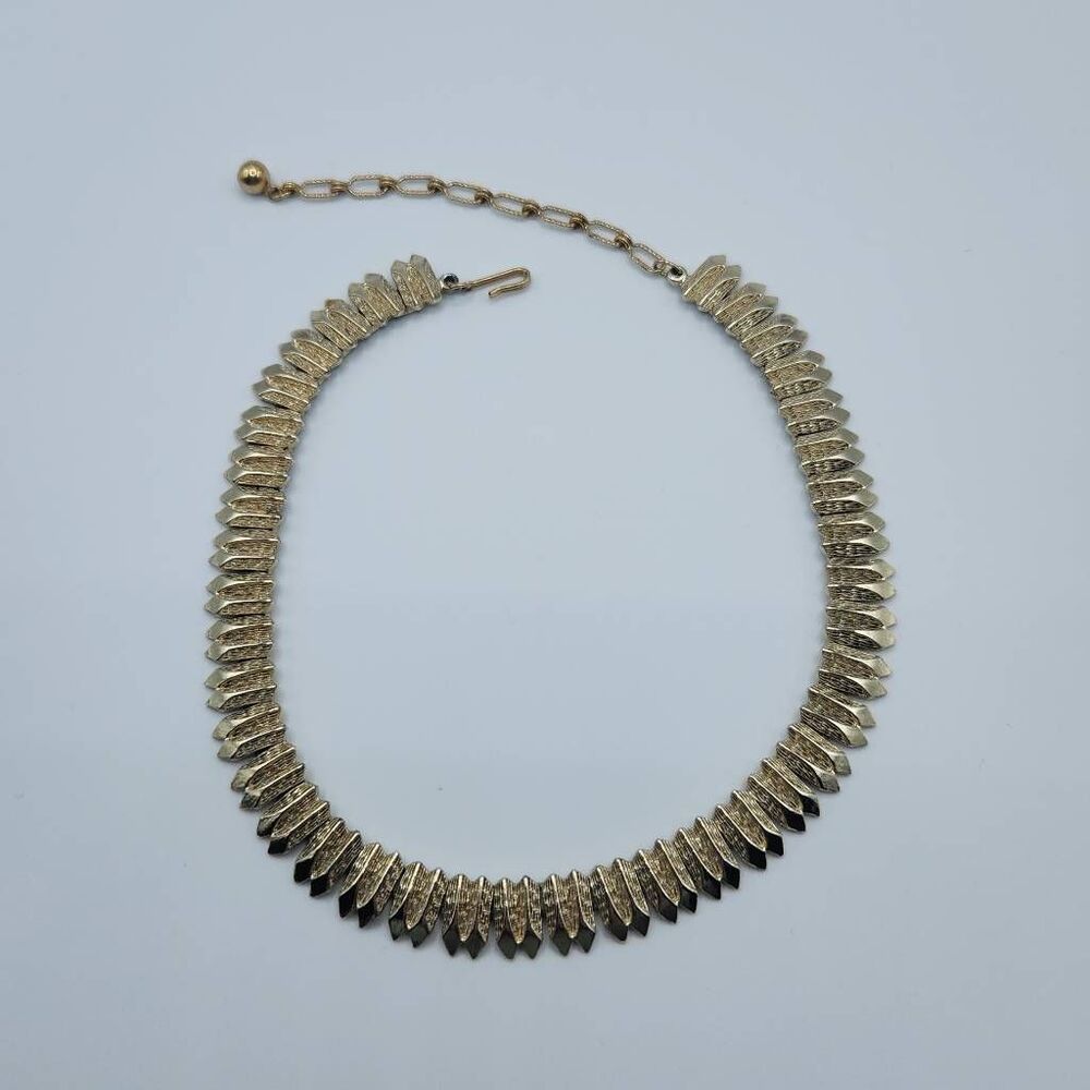 Vintage Signed Kramer Gold Tone Textured Hooke Closure Choker Necklace